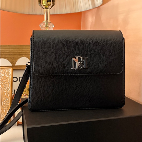 Badgley Mischka Handbags - Badgley Mischka Black Crossbody Bag